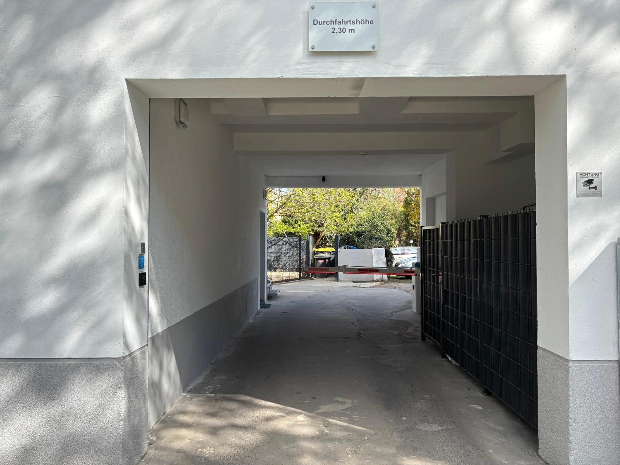 Central Bonn Apartments I Private Parking I Home2Share Eksteriør billede